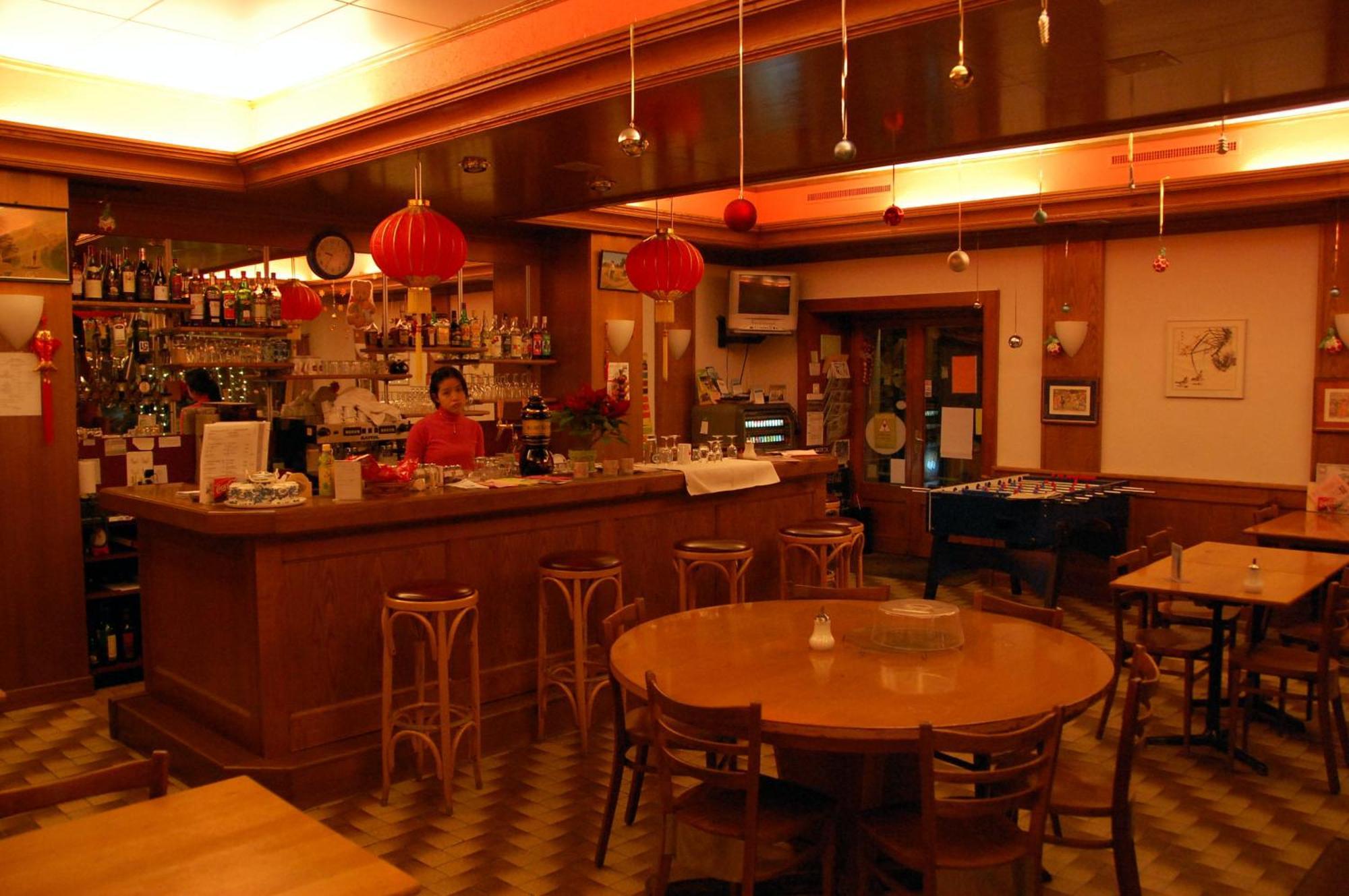Hotel De L'Ours Vuiteboeuf ภายนอก รูปภาพ