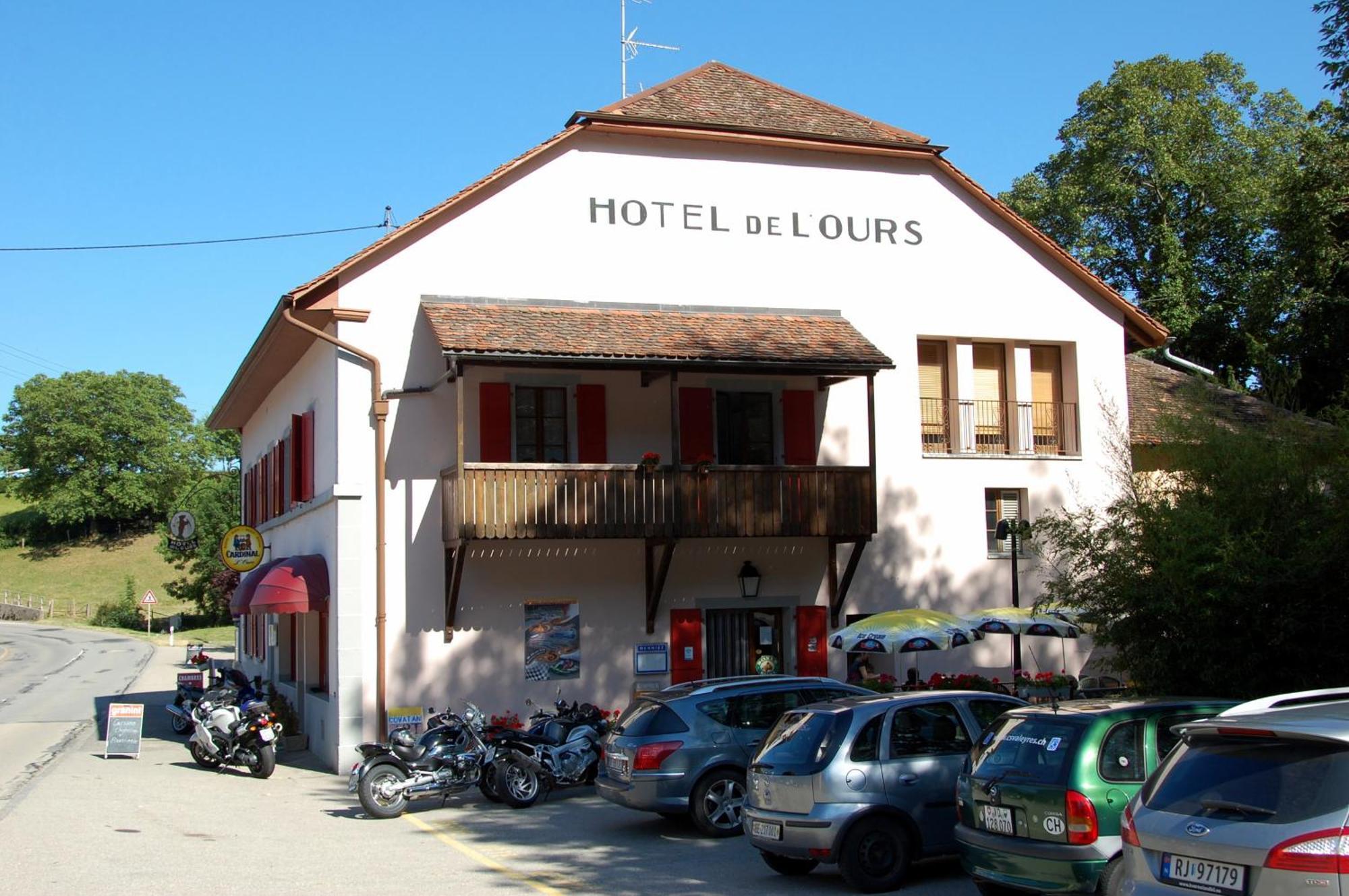 Hotel De L'Ours Vuiteboeuf ภายนอก รูปภาพ