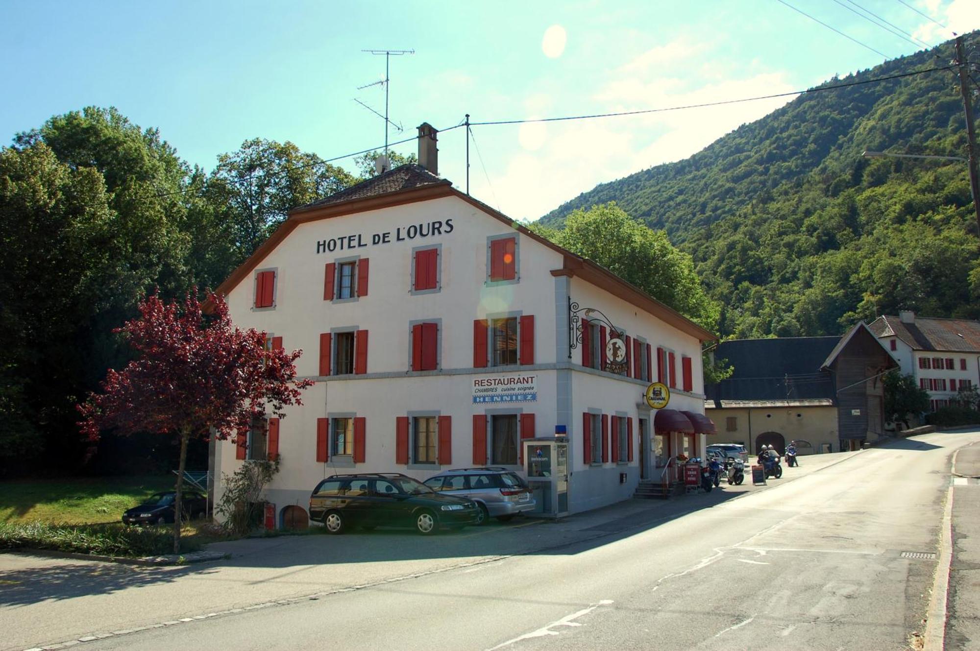 Hotel De L'Ours Vuiteboeuf ภายนอก รูปภาพ