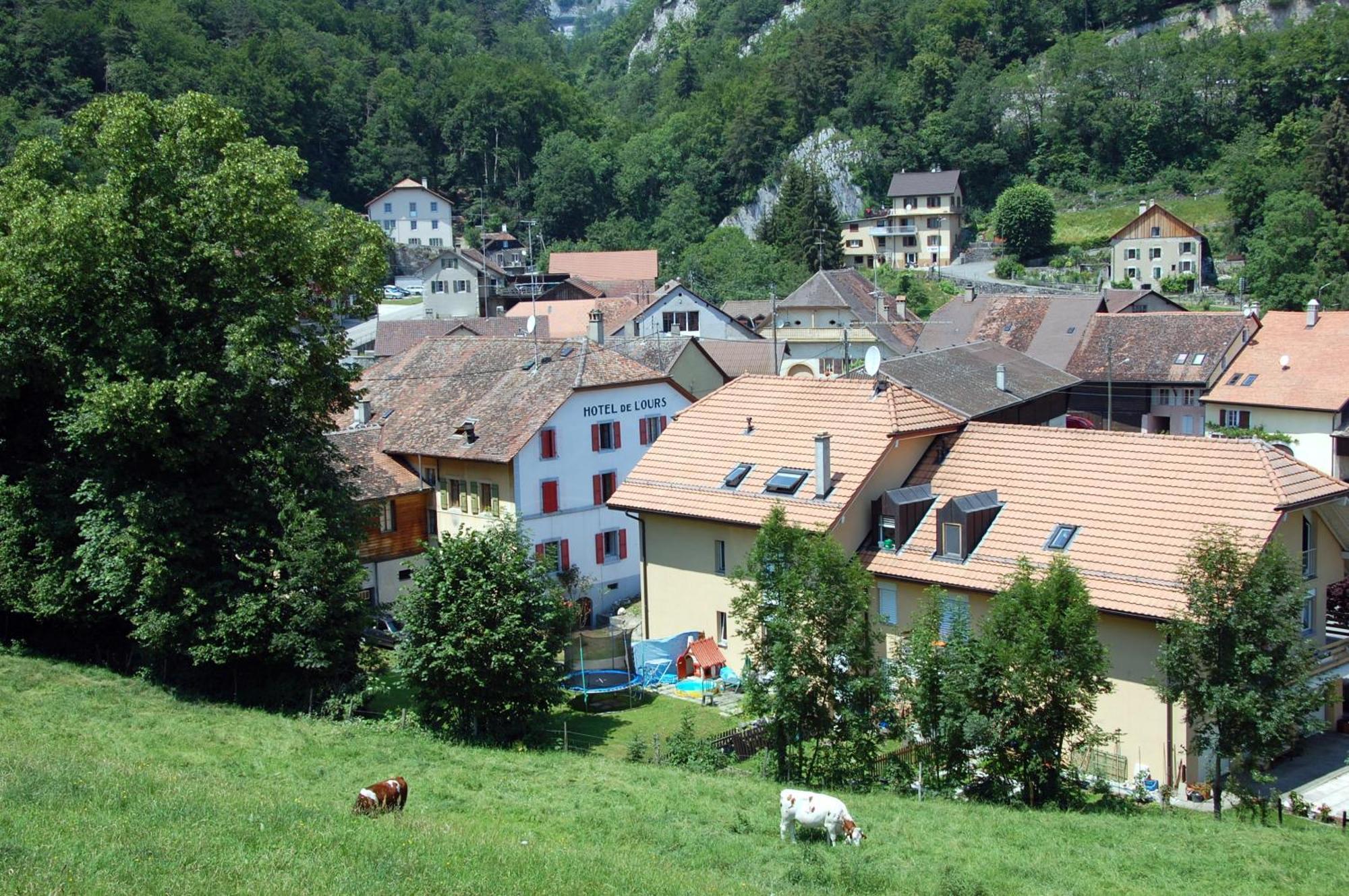Hotel De L'Ours Vuiteboeuf ภายนอก รูปภาพ