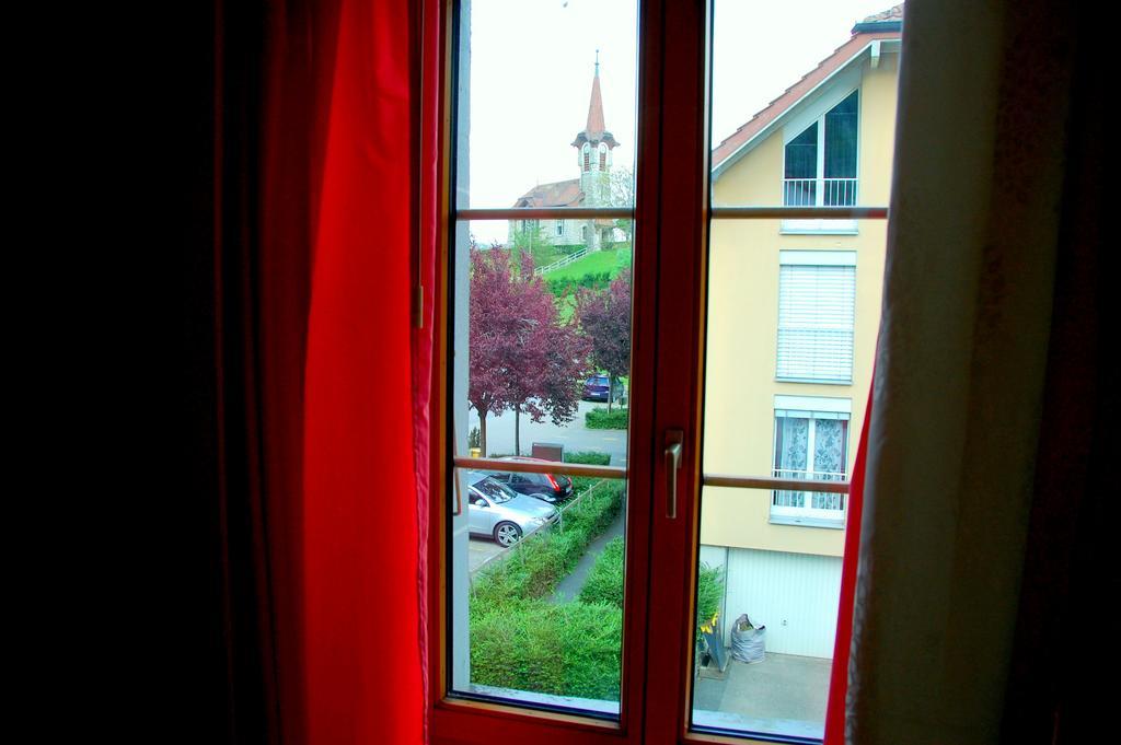 Hotel De L'Ours Vuiteboeuf ภายนอก รูปภาพ